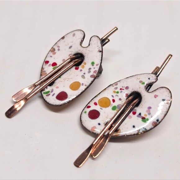 Coconuts by Matisse Jewelry - Matisse Enamel Copper Artist Palette Clip On Earrings Vintage Jewelry White